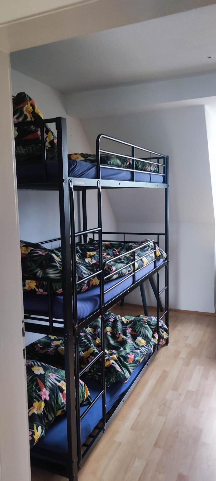 3 Between And Bochum Apartment *
